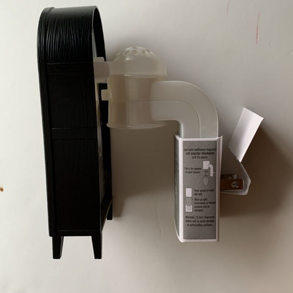 Bath Body Works Bookcase Nightlight Wallflower Plug Sleeping Cat Shelf Light BBW - Picture 12 of 17